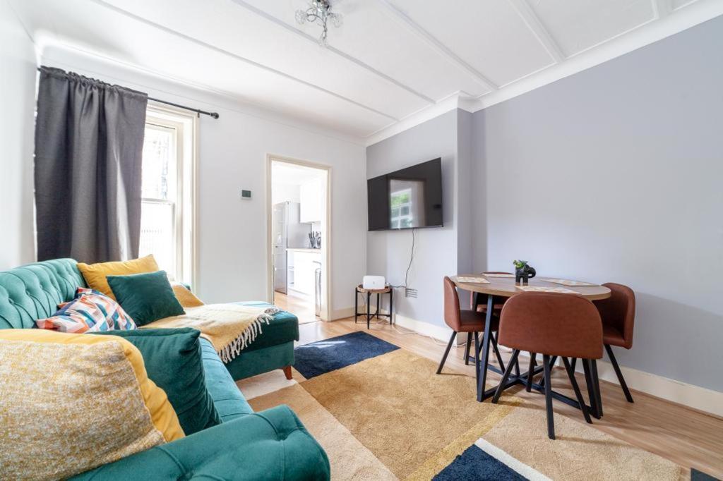 One Bedroom Flat In The Heart Of Brixton 伦敦 外观 照片